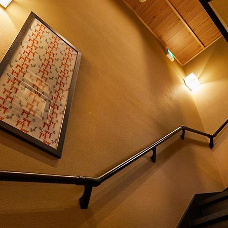 รินน์ ฟุชิมีนะริ Villa เกียวโต ภายนอก รูปภาพ